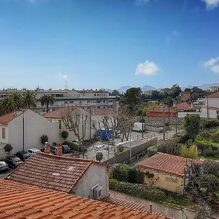 Le Mika - Calme Elegant - Vca 칸느