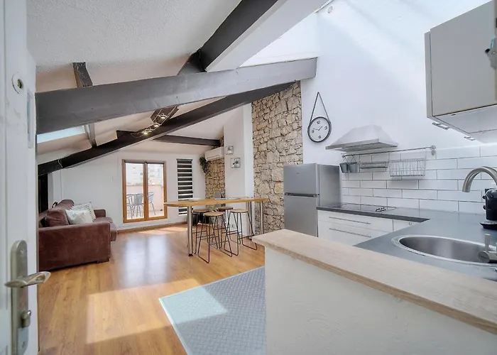 Le Mika - Calme Elegant - Vca *