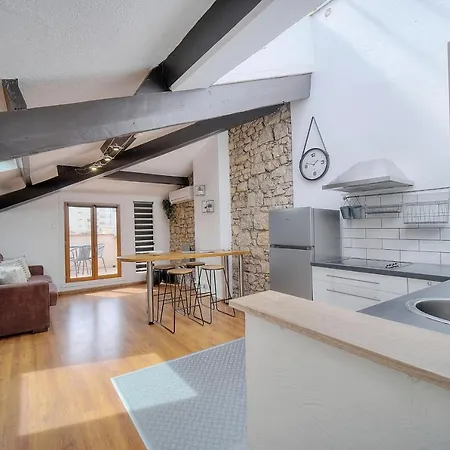 Le Mika - Calme Elegant - Vca *